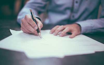I am in a business with others, should we sign a shareholders’ agreement?